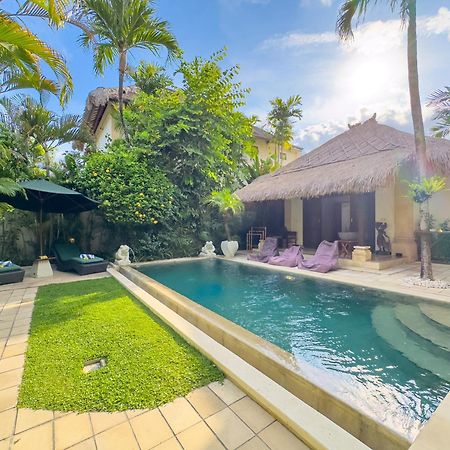 Villa Bugis Kayu Aya Seminyak Exterior foto