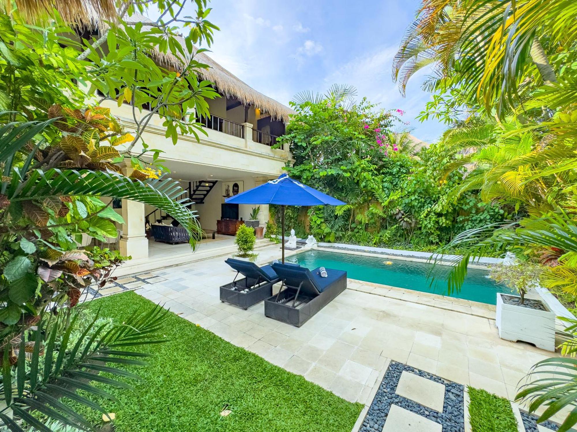 Villa Bugis Kayu Aya Seminyak Exterior foto